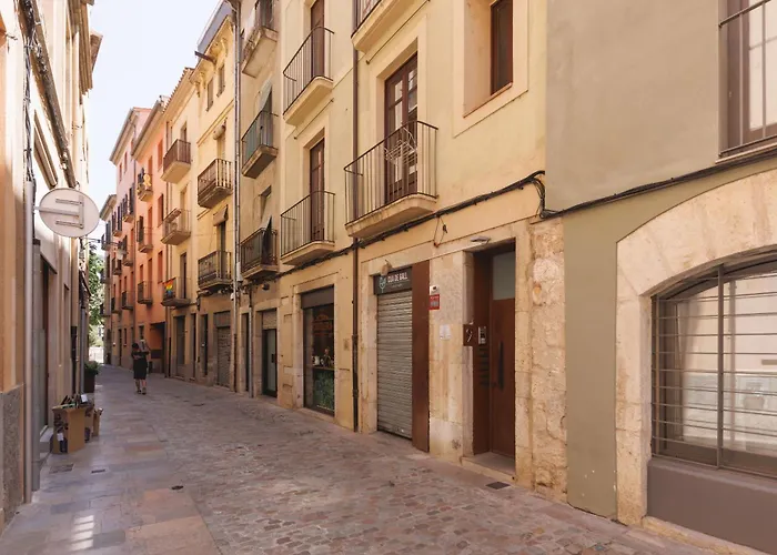 Bravissimo Placa Catalunya Studio, Monthly Апартаменты Жирона